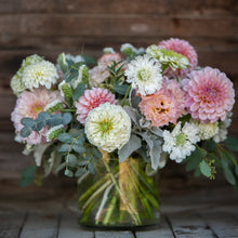 Load image into Gallery viewer, The Stately Centerpiece