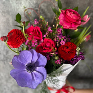 Hand-Tied Valentine Bunch